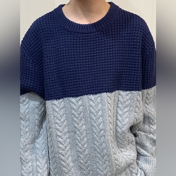 J. Crew Pullover Sweater Merino Wool Blend in Grey and Navy Blue size Large - Picture 2 of 12